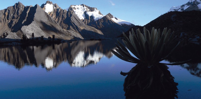 Parque Nacional Natural El Cocuy Snow-topped mountain peaks in Boyaca Columbia