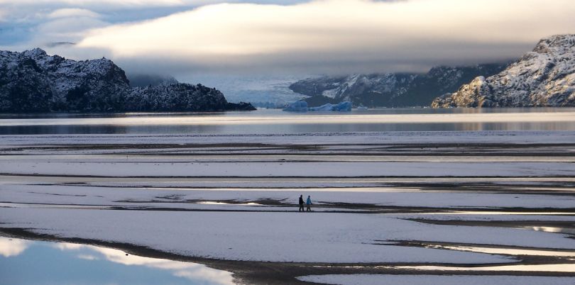 People hiking the glaciers of Patagonia